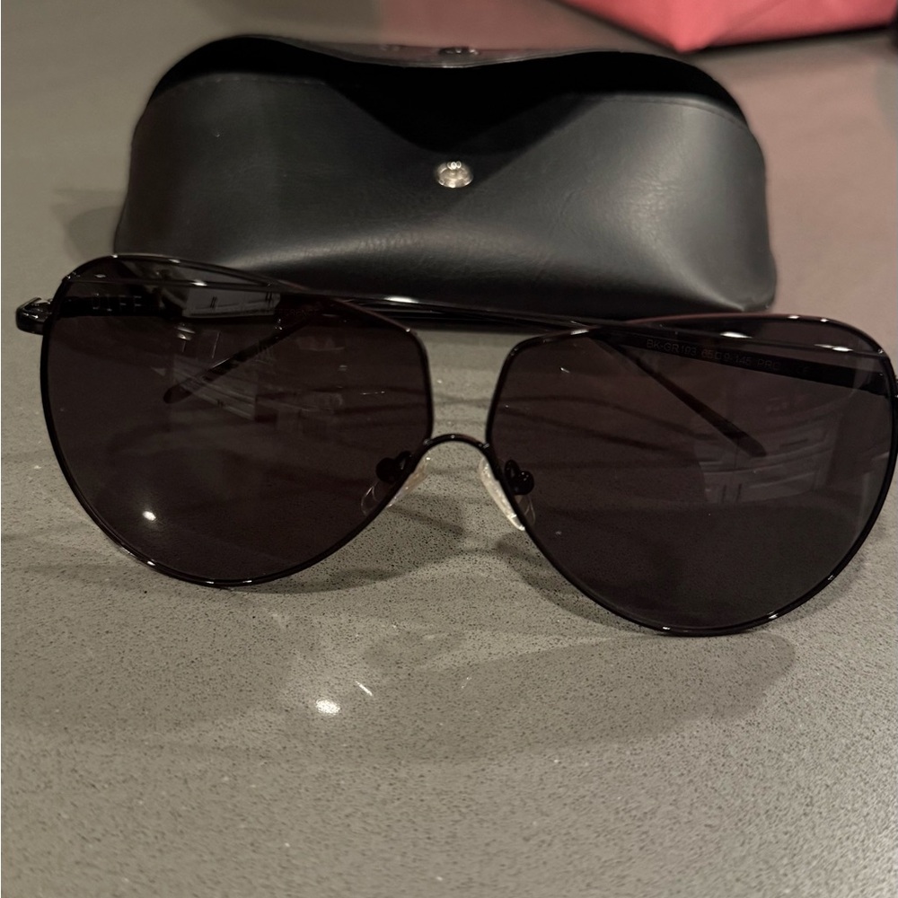 Diff eyewear Stylish Black Aviator woman’s Sunglasses